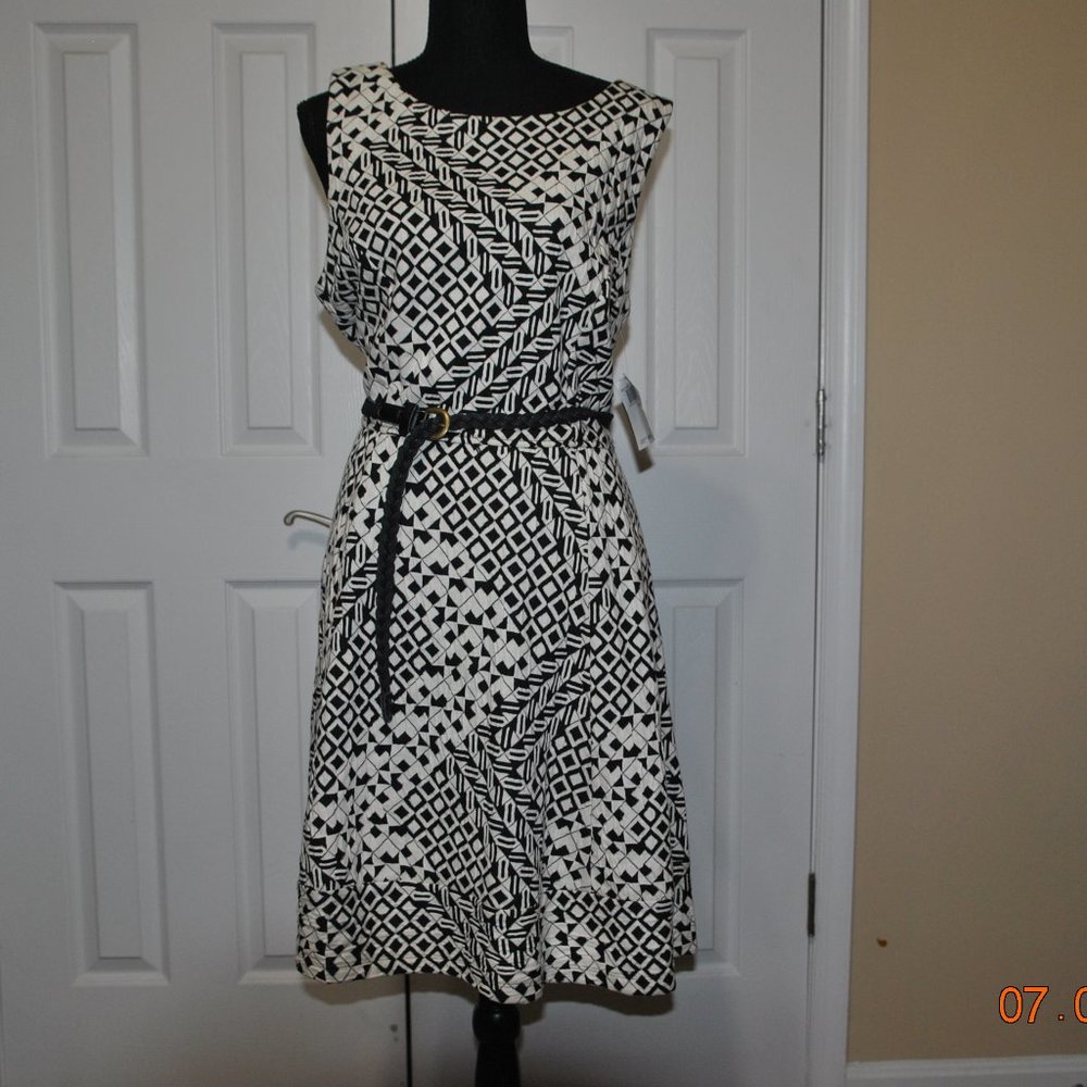 Rabbit Designs Black & White dress w/Belt